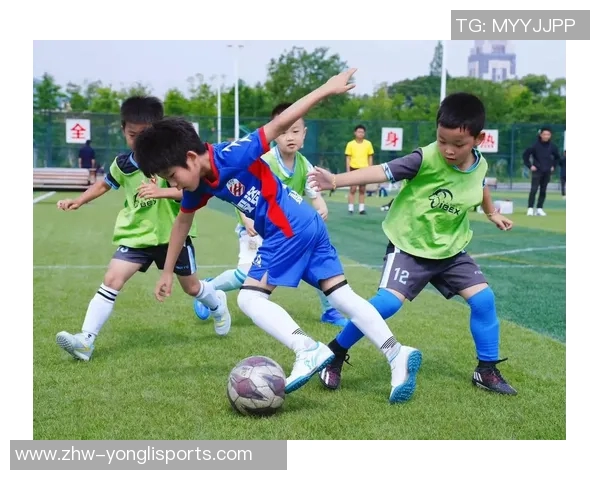 足球是连接世界的桥梁让不同文化在绿茵场上交融共舞